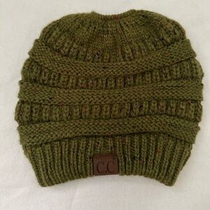 C.C Women’s Green Speckled Knit Beanie with Ponytail Opening